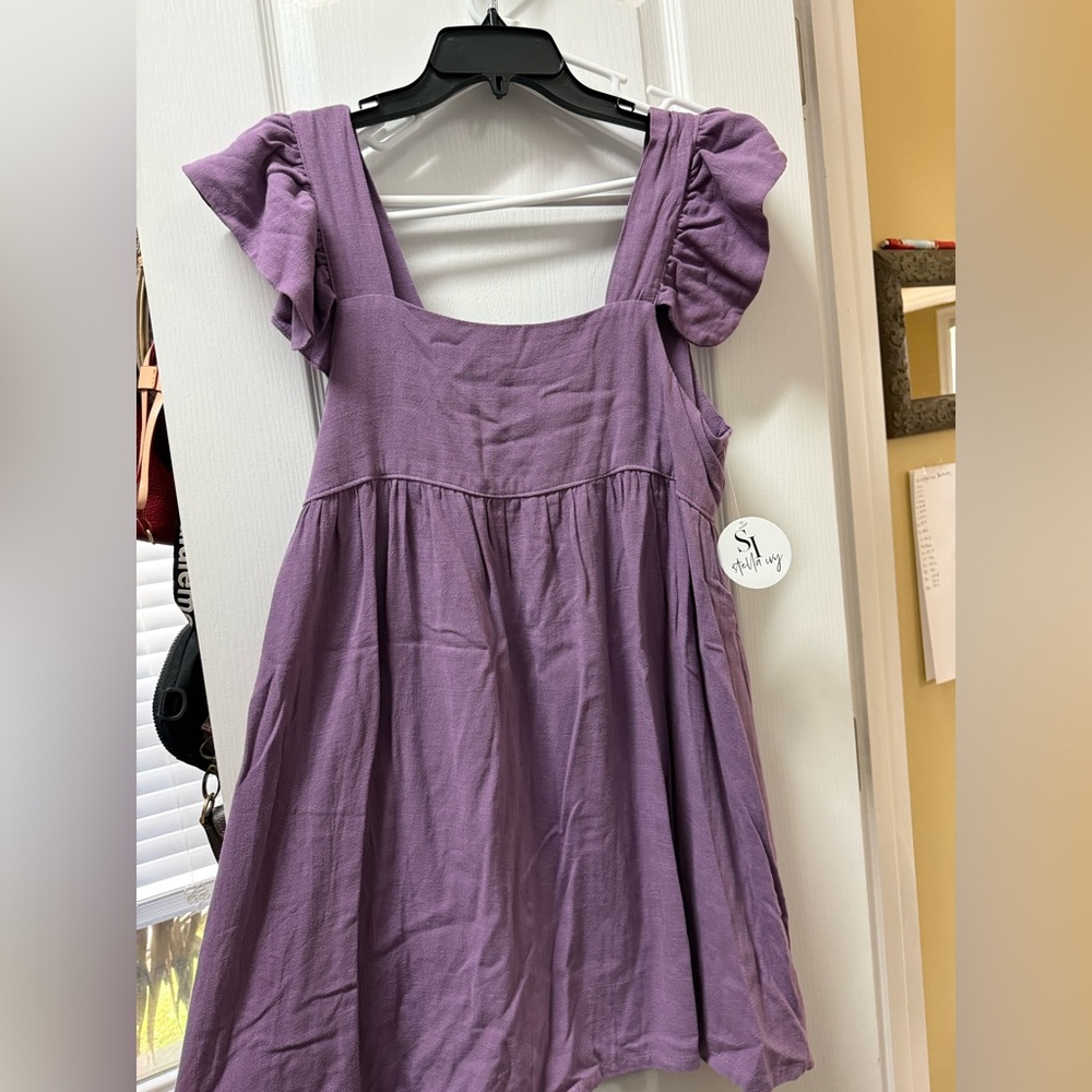 Violet Ruffle-Sleeve flutter dress
